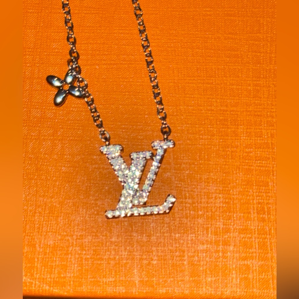 Stunning gift for that special girl Comes gift wrapped ready to gift! A wow gift - Picture 5 of 7